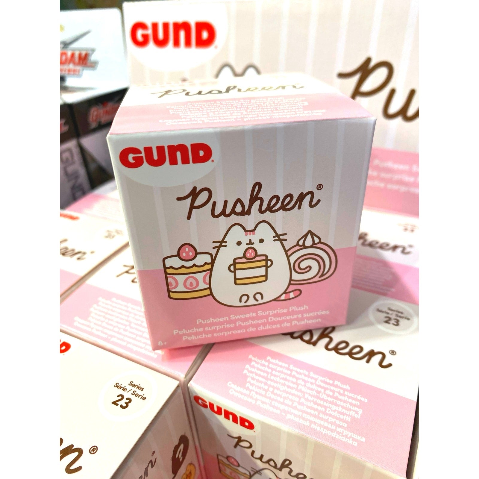 Pusheen Patisserie Series 23 Blind Box Plush Charm