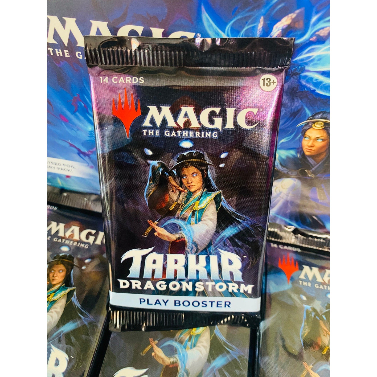 Magic: The Gathering Tarkir: Dragonstorm Play Booster (English)