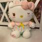 Peluche de conejito guiñando el ojo de Hello Kitty