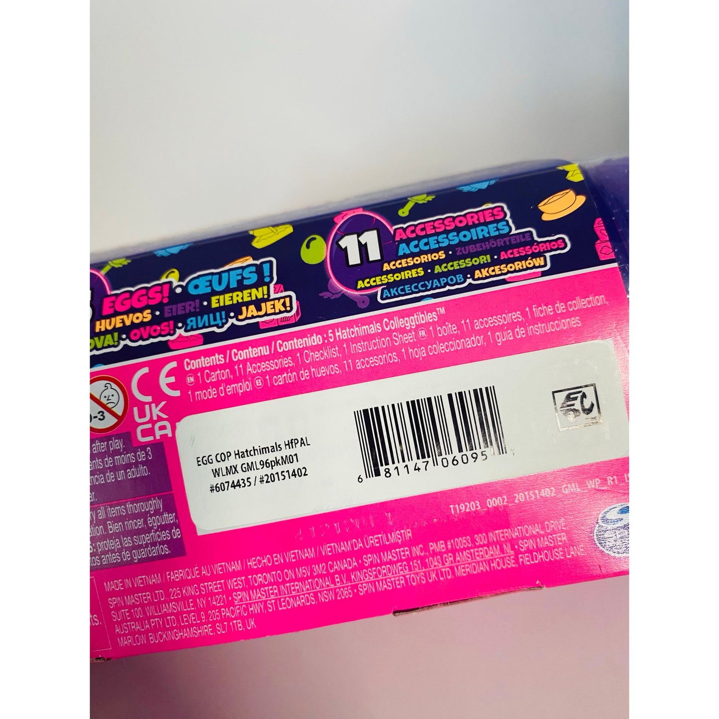 Hatchimals Alive! Neon Rainbow Mystery Figure Carton