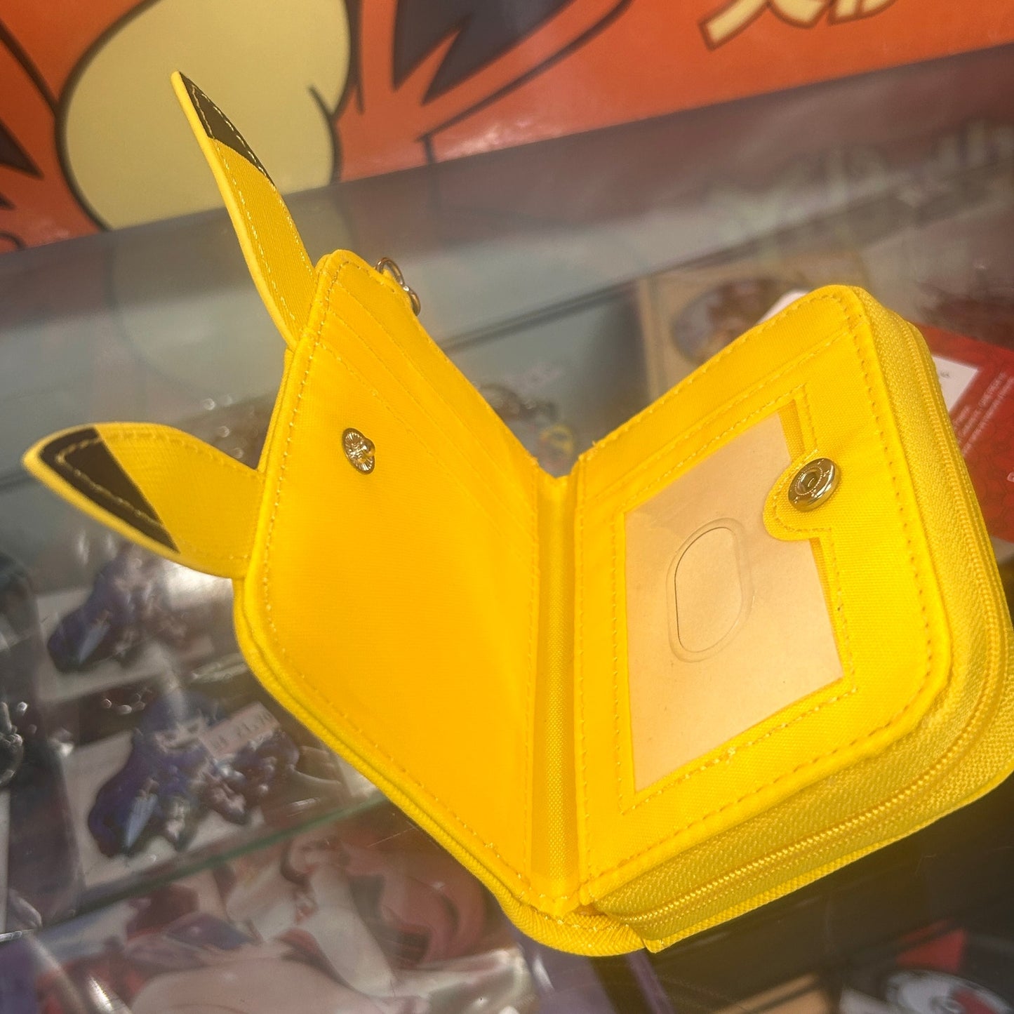 Pokémon Pikachu Mini Zip Around Wallet