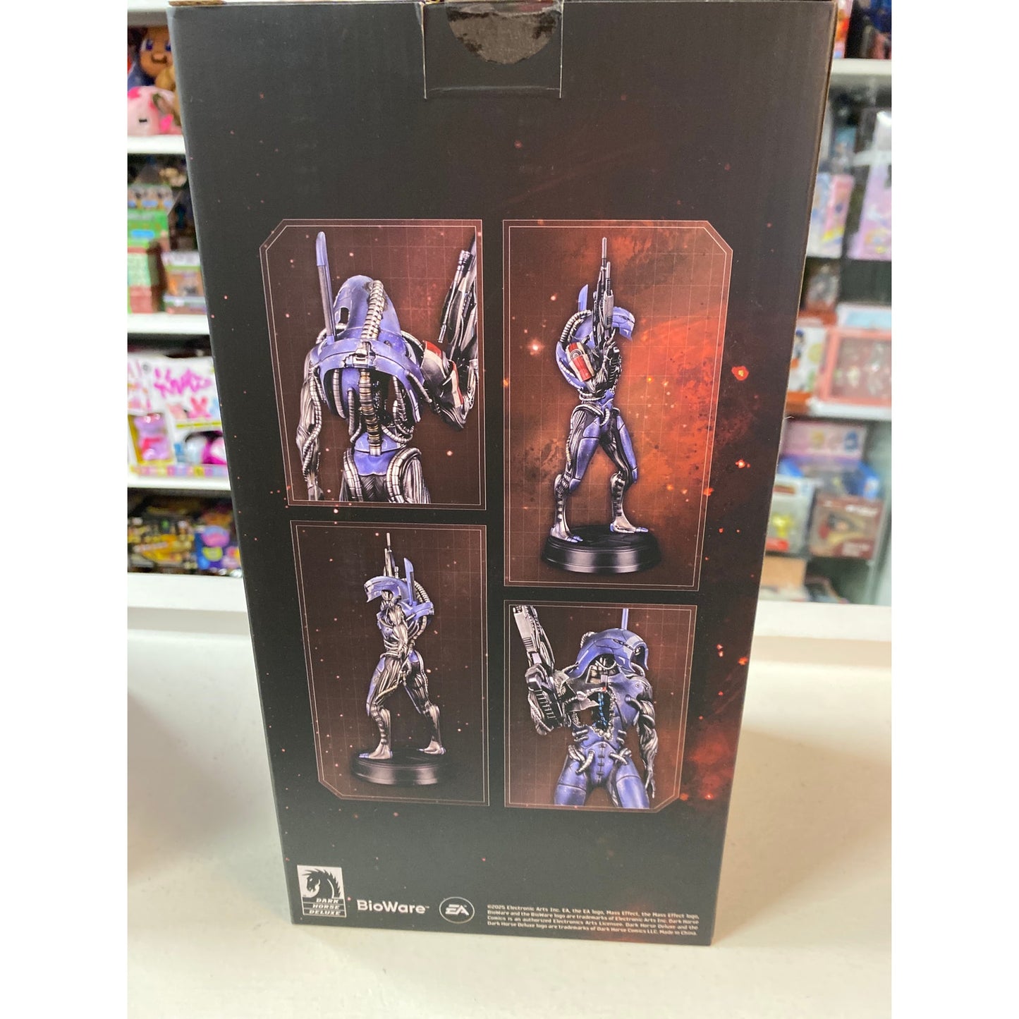 BioWare Mass Effect Legion Scale Statue