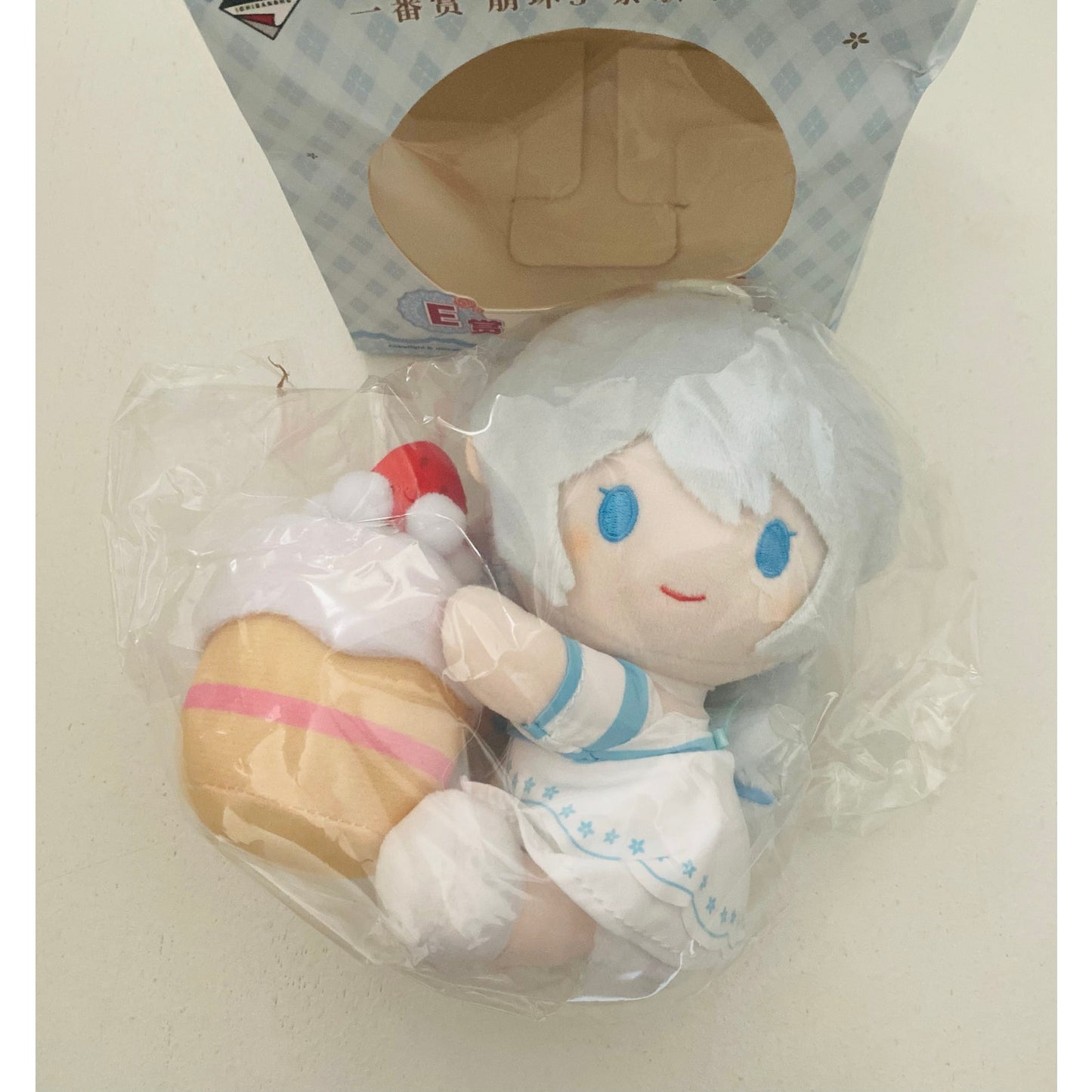 MIHOYO Honkai Impact 3 Ichiban Prize Plush Ball Chain Mascot “Kiana”