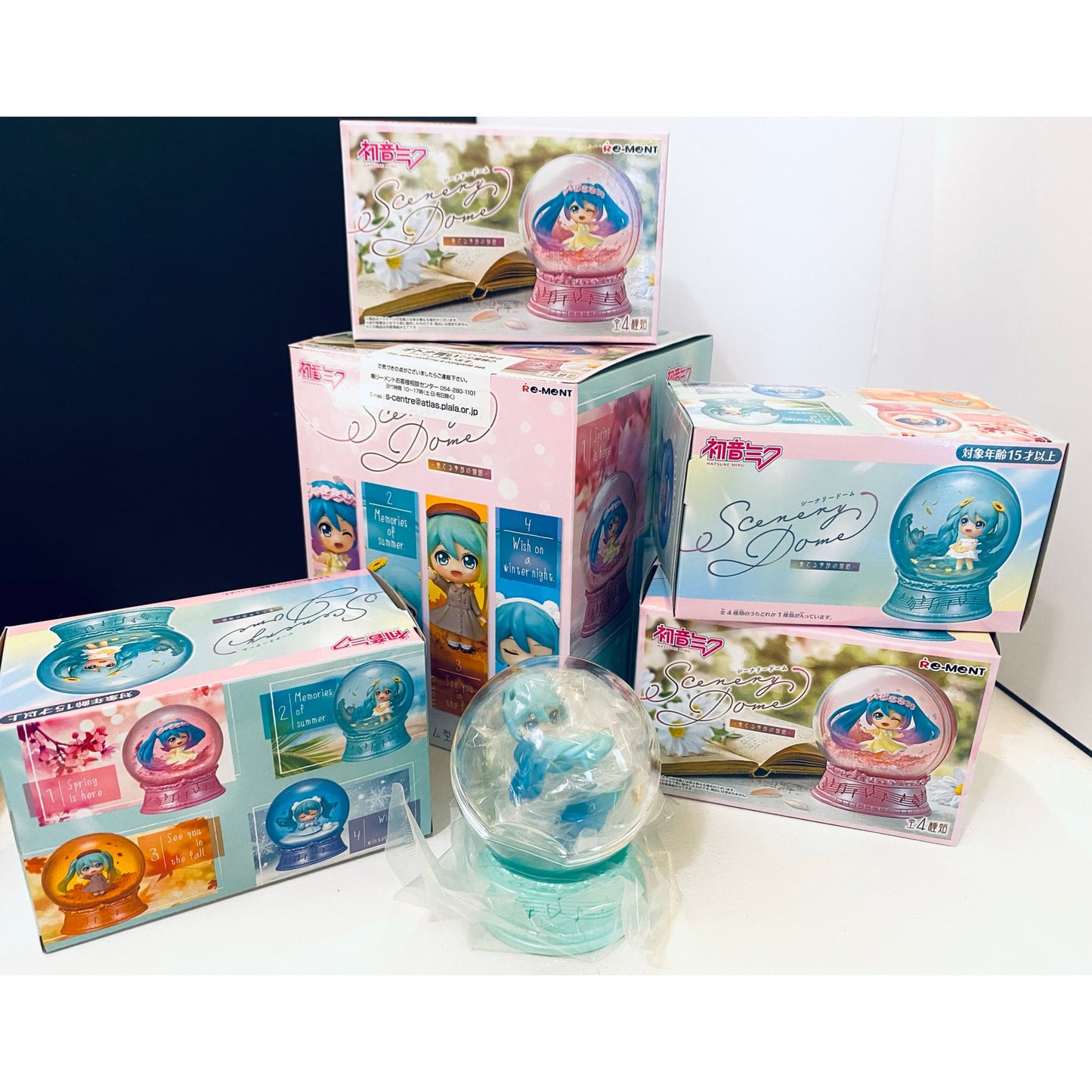 Hatsune Miku Globe Figure Performance of the Seasonal Story "Memories of Summer"