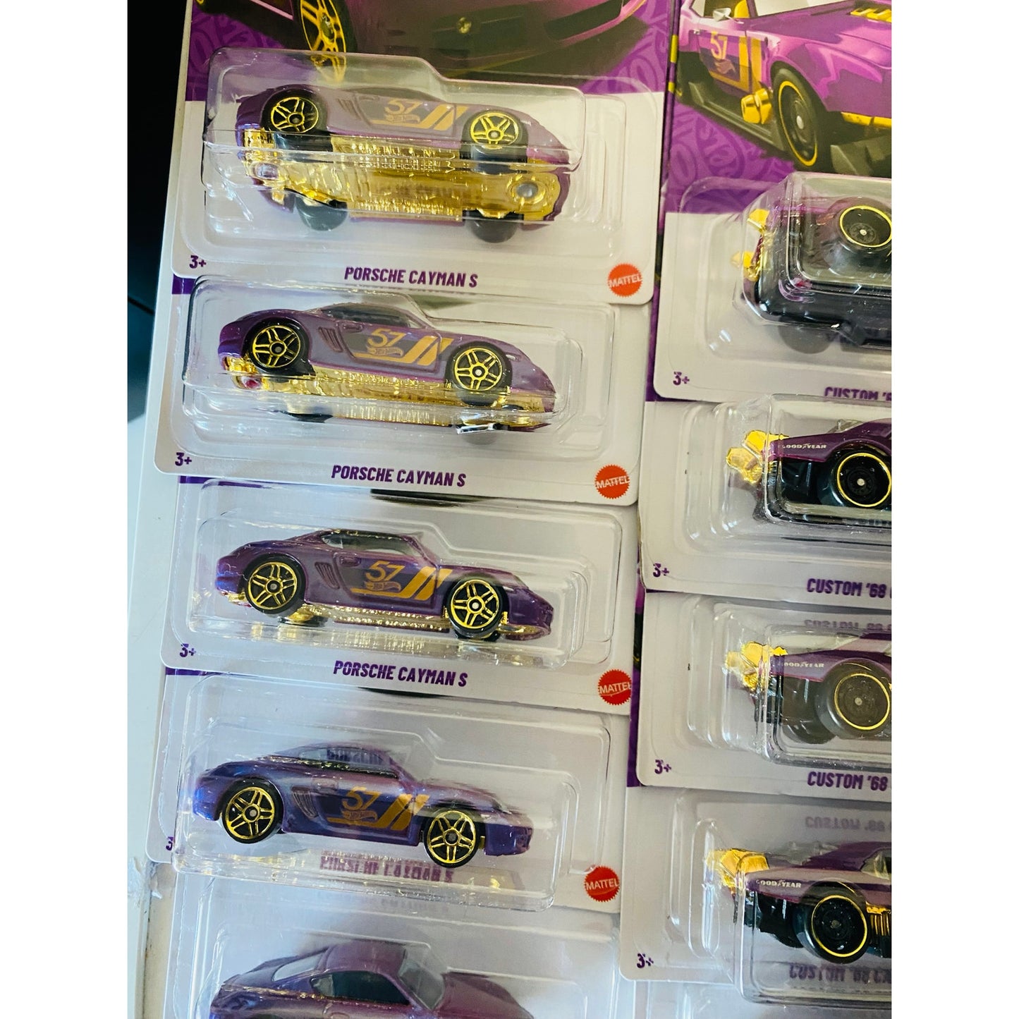 Hot Wheels Pearl & Chrome Vehicle 2025 Ver Single Blister Pack