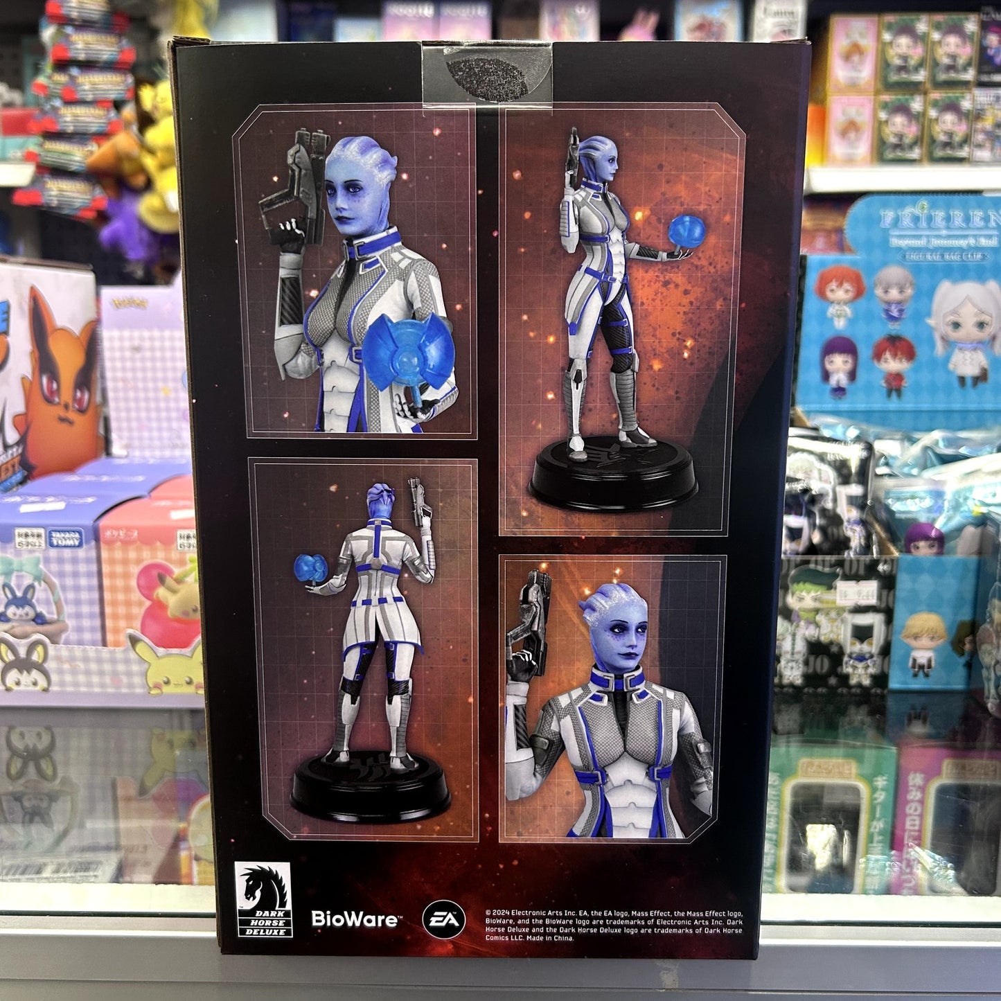 Mass Effect  Dr. Liara T'Soni 8-Inch Statue