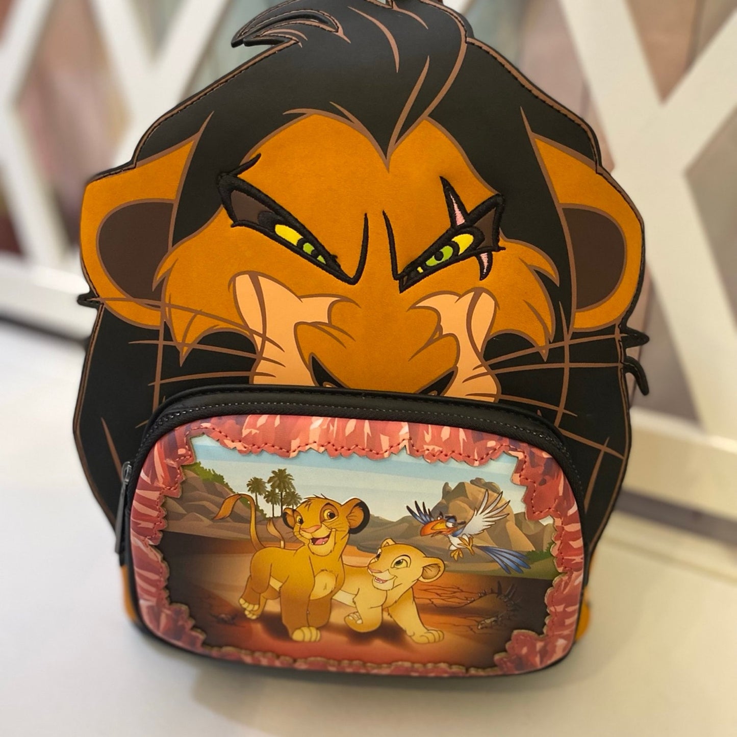 Mochila con cicatriz del Rey León de Loungefly