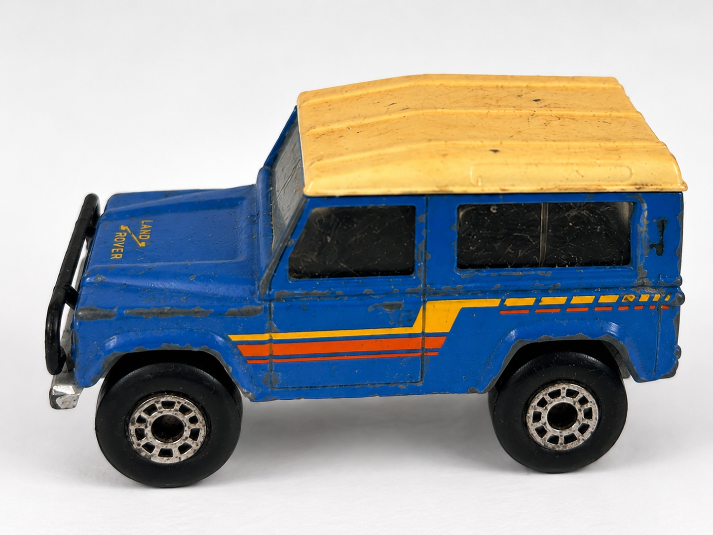 Vintage Matchbox Land Rover Ninety 1:62 Diecast Blue Yellow Roof Made in Macau