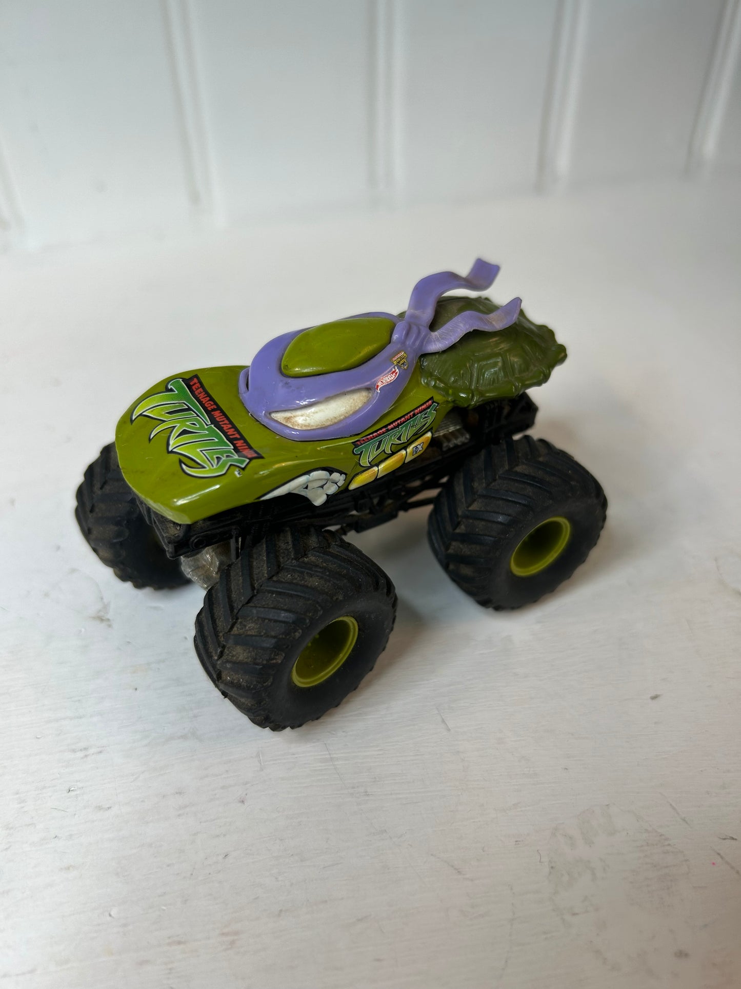Teenage Mutant Ninja Turtles Monster Truck Toy – Donatello Design
