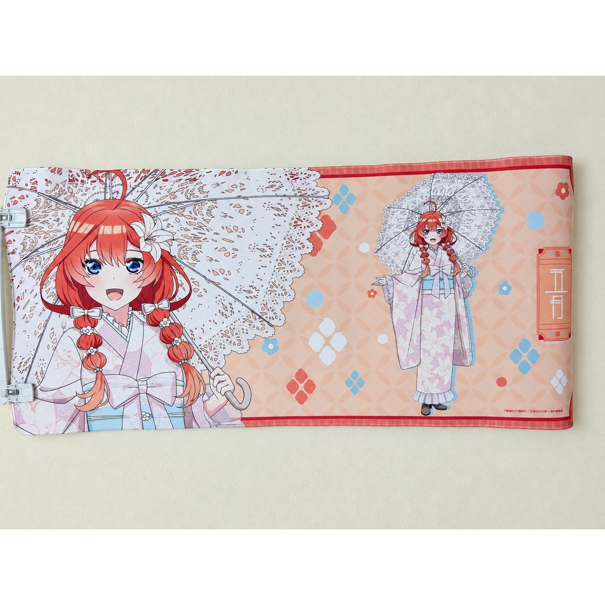 The Quintessential Quintuplets Itsuki Nakano Kimono Desk Mat – Parasol Design
