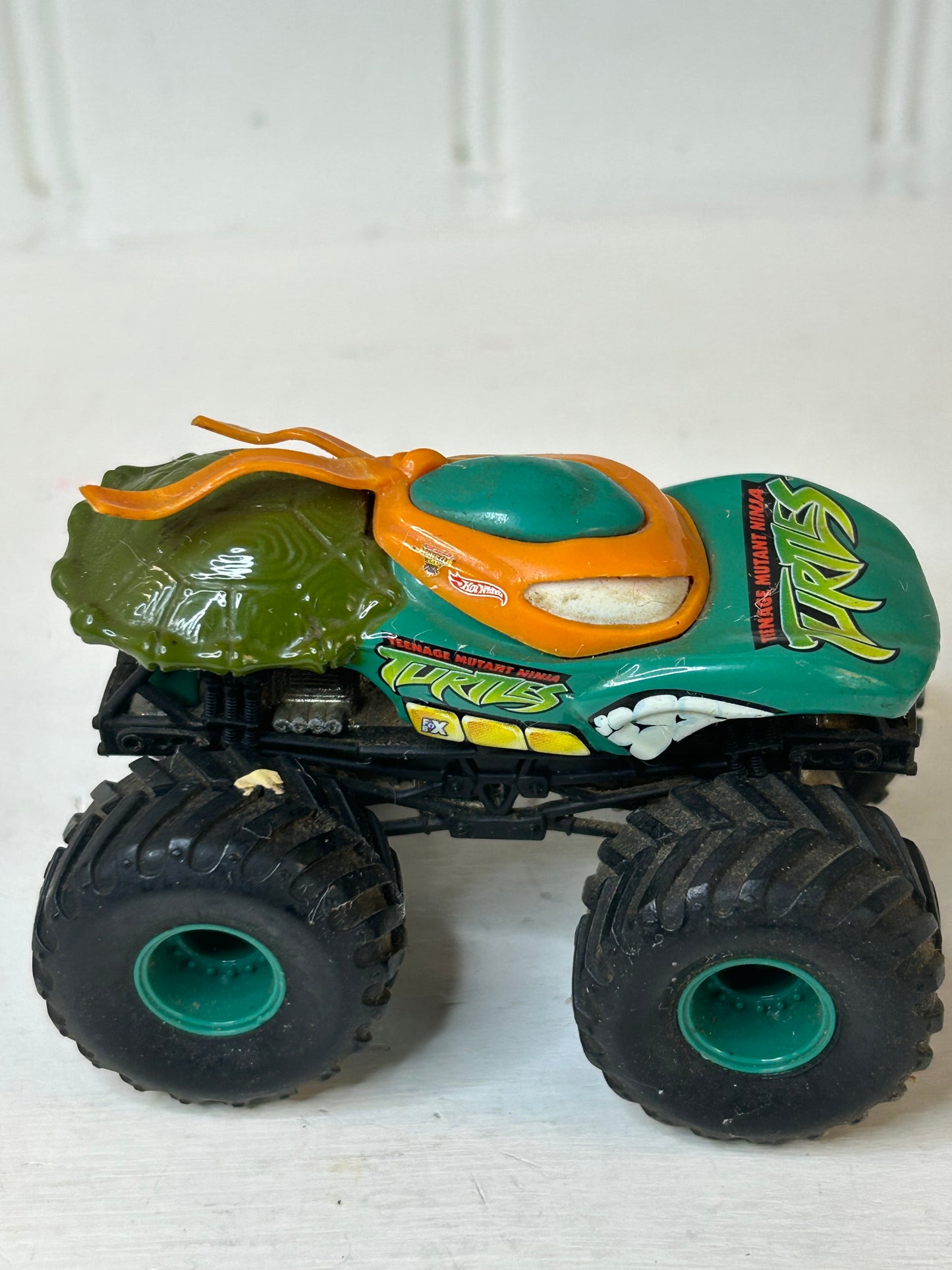 Teenage Mutant Ninja Turtles Monster Truck Toy – Michelangelo Design