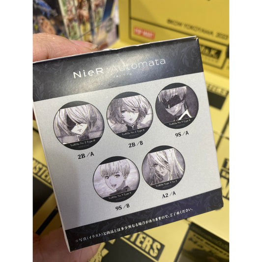 NieR: Automata Ver.1-1a Trading Black Matte Tin Badge