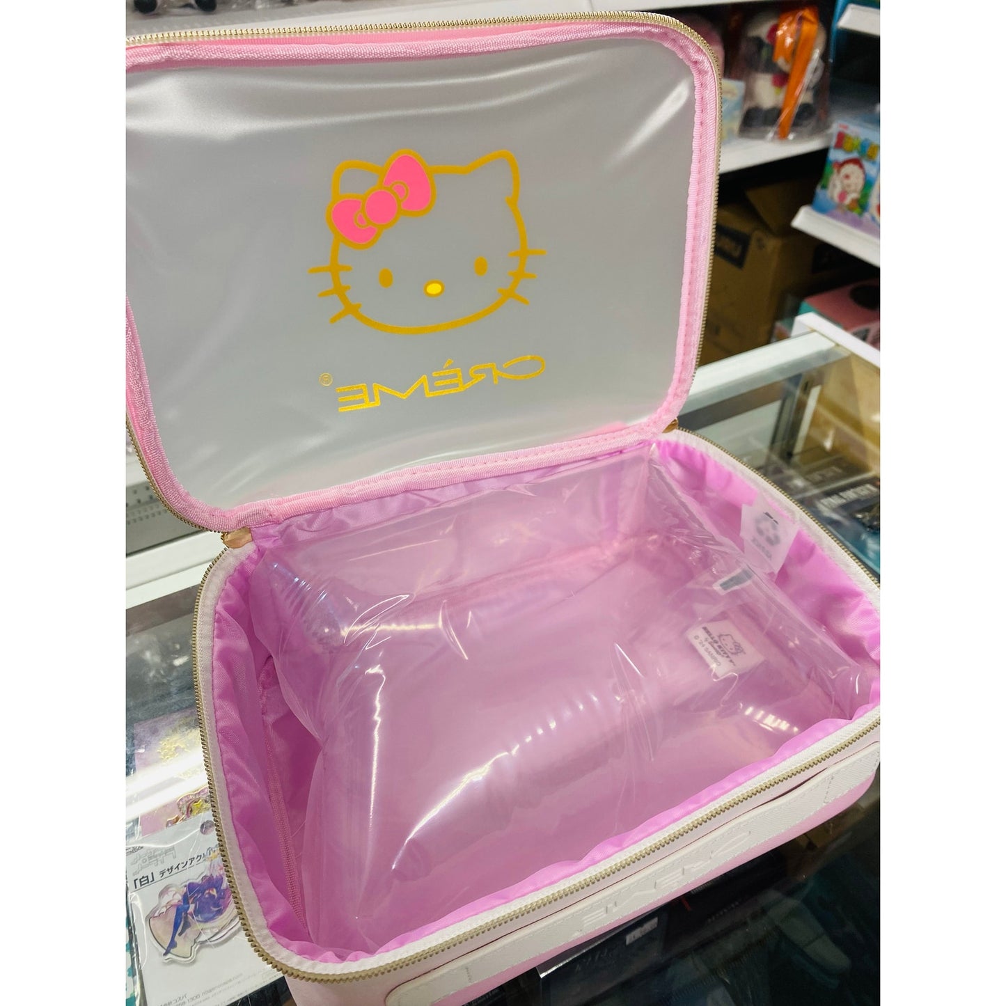 Crème x Hello Kitty Beauty Travel Case