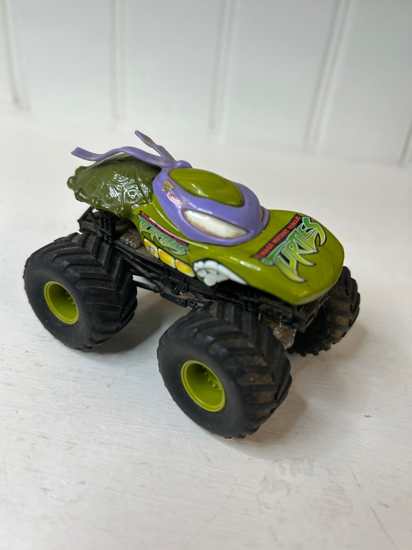 Teenage Mutant Ninja Turtles Monster Truck Toy – Donatello Design