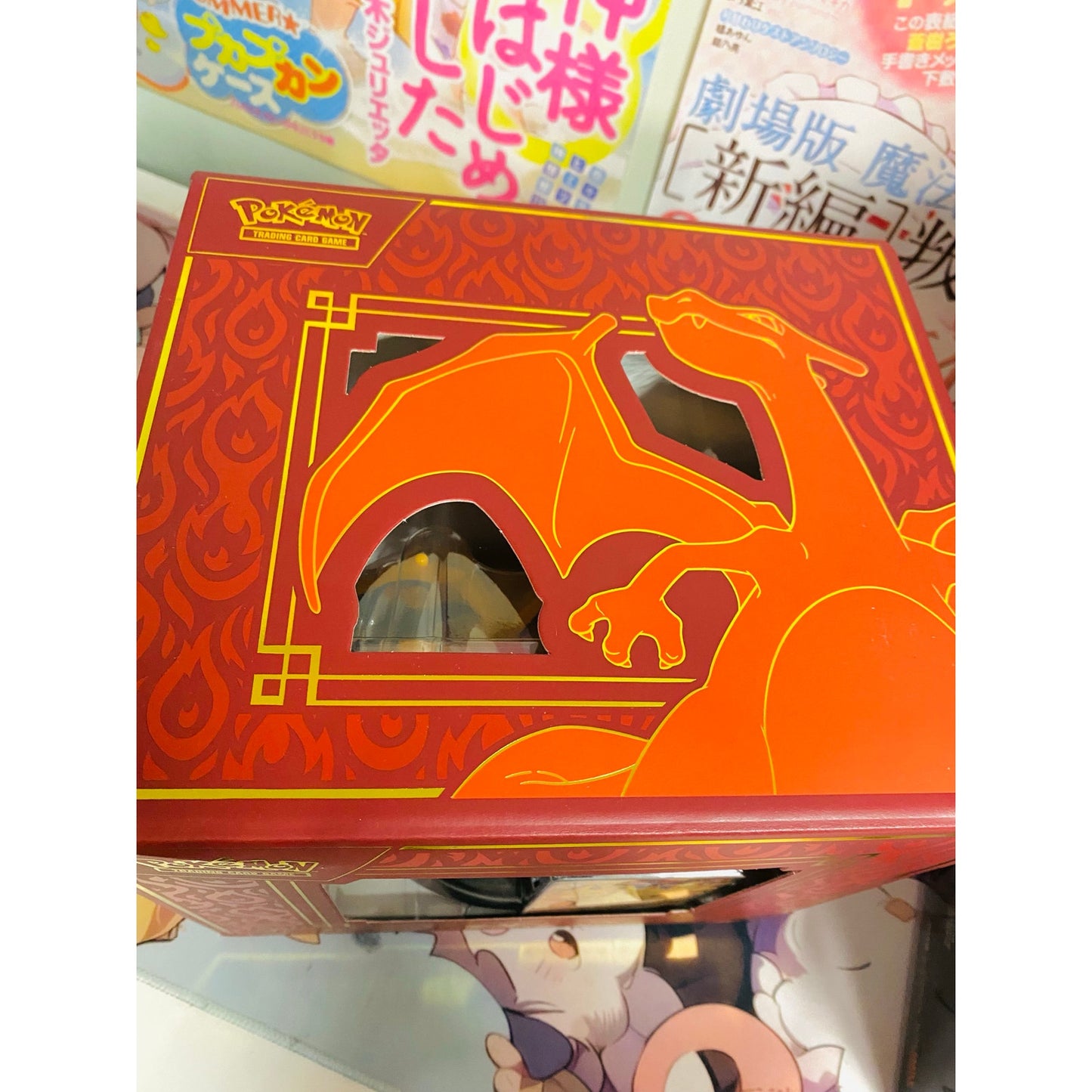 Pokemon Charizard ex Super-Premium Collection Box