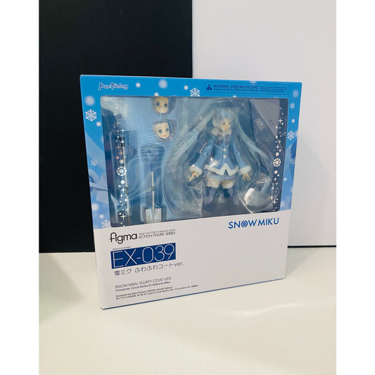 Figma Snow Miku Fluffy Coat Ver. Good Smile Online Shop Sky Town Exclusive