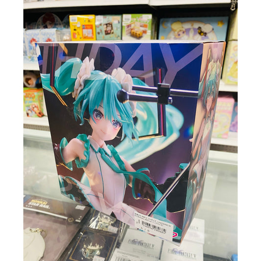 Hatsune Miku AMP+ Figure Birthday 2023 Version