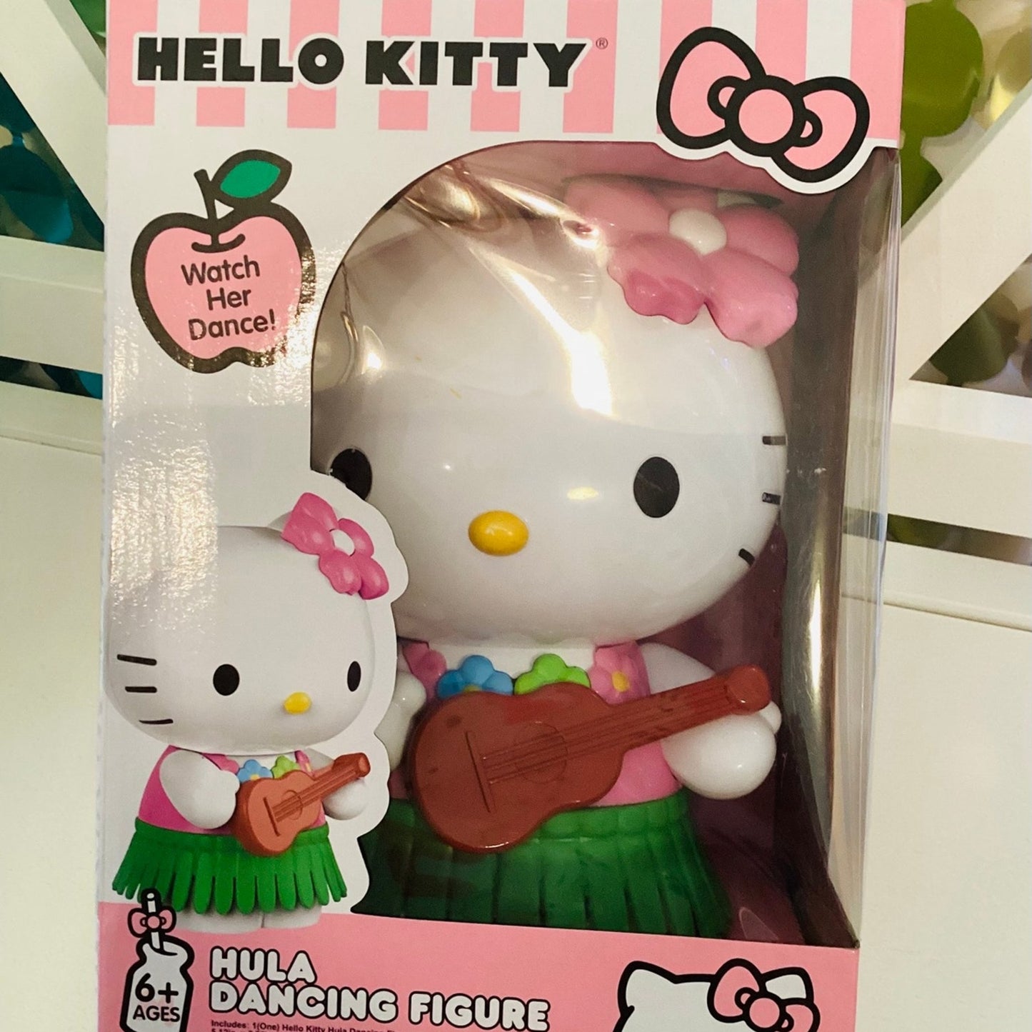 Hello Kitty Hula Dancing Figure – Sanrio Collectible