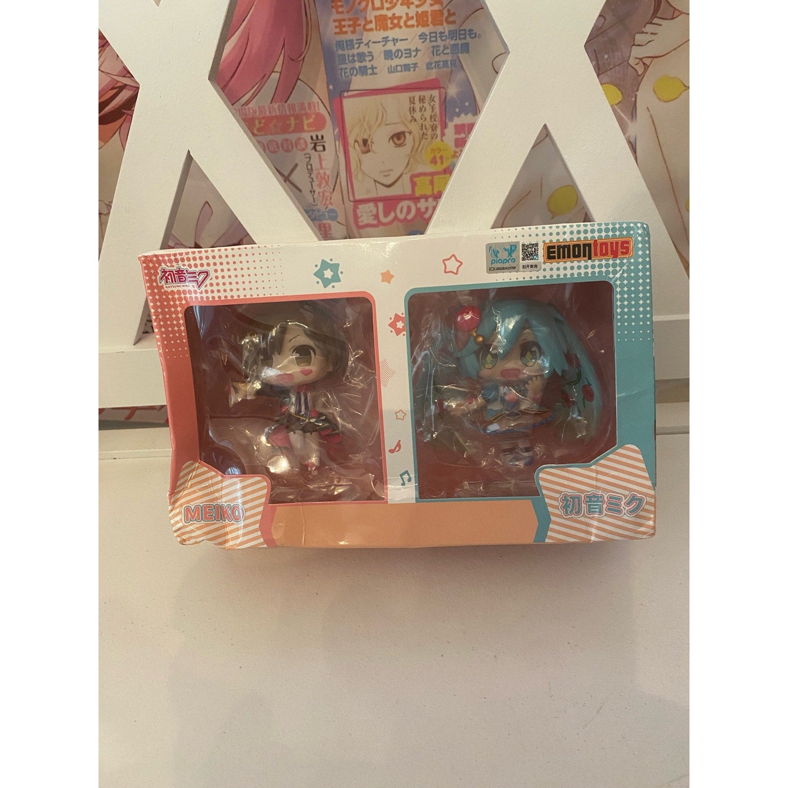 Piapro EmonToys Hatsune Miku & Meiko Q-Version Figure Set