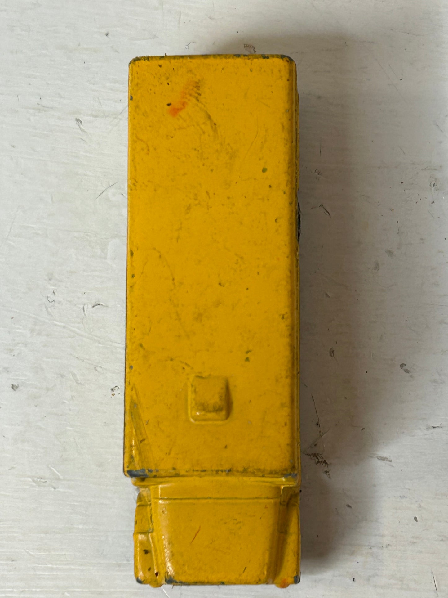 Vintage Die-Cast Yellow School Bus Toy Vehicle