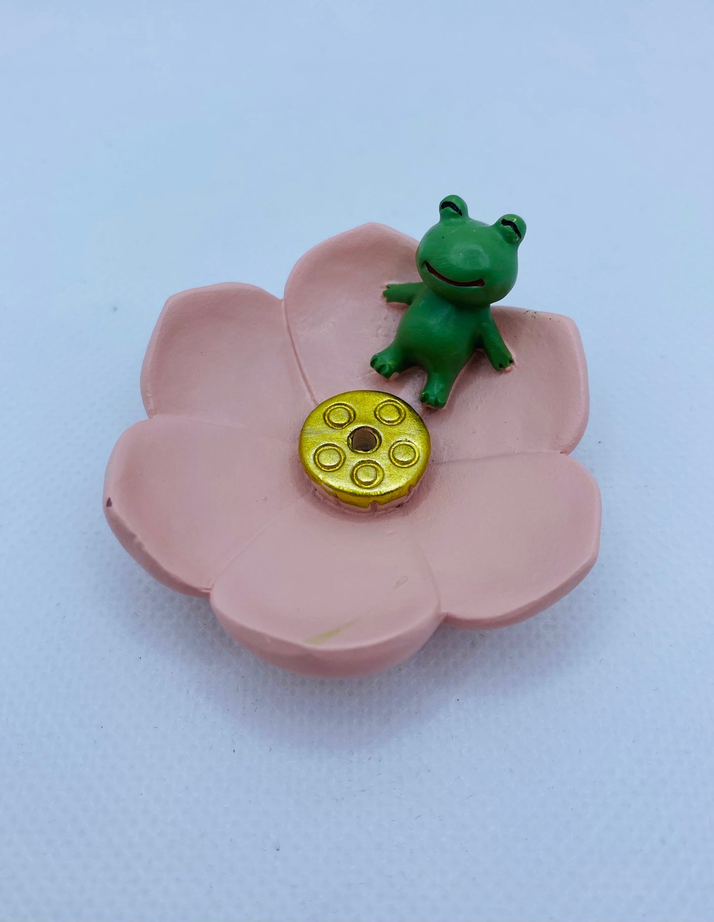 Lotus Flower & Frog Incense Holder