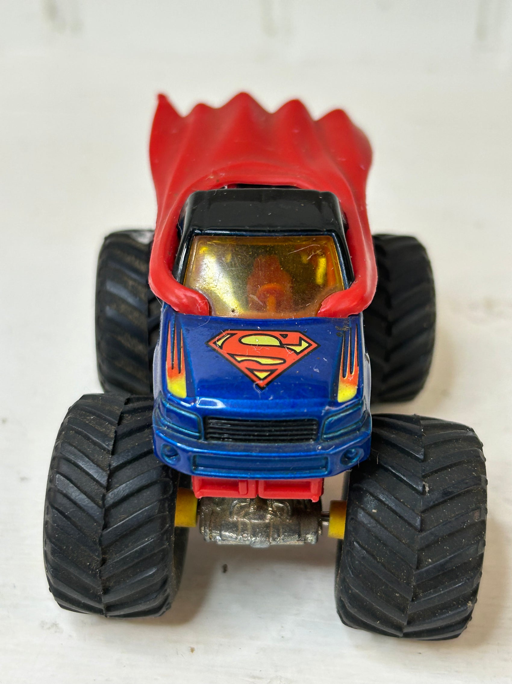 Hot Wheels DC Superman Monster Truck – Die-Cast Collectible Vehicle