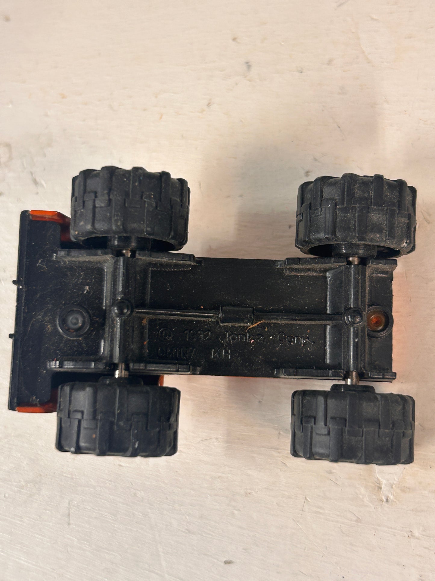Vintage 1992 Tonka Diecast Construction Truck Chassis/Cab