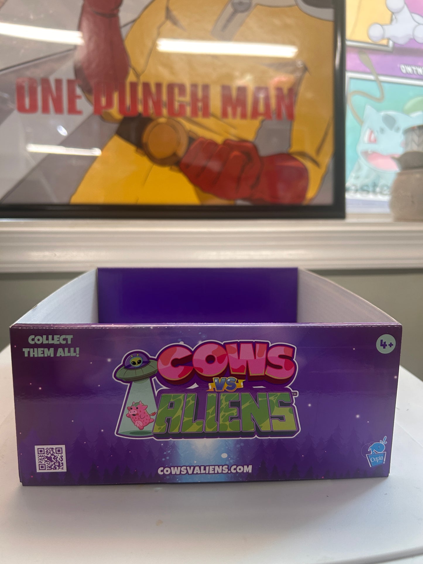 Cows vs Aliens Retail Display Box