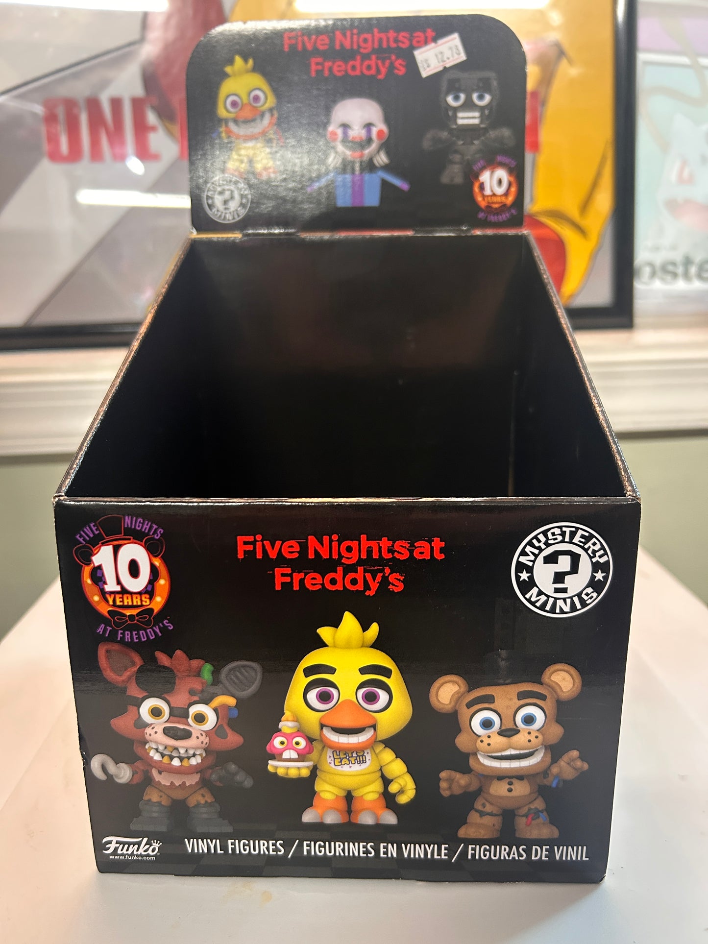 Five Nights at Freddy's Vinyl Figure Display Box