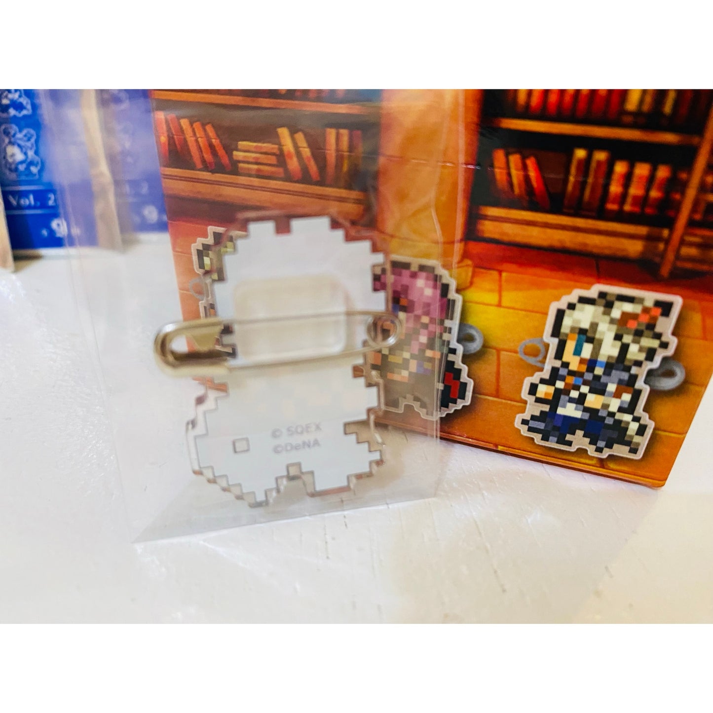 Final Fantasy Record Keeper Acrylic Badge Collection Vol. 2 Lightning