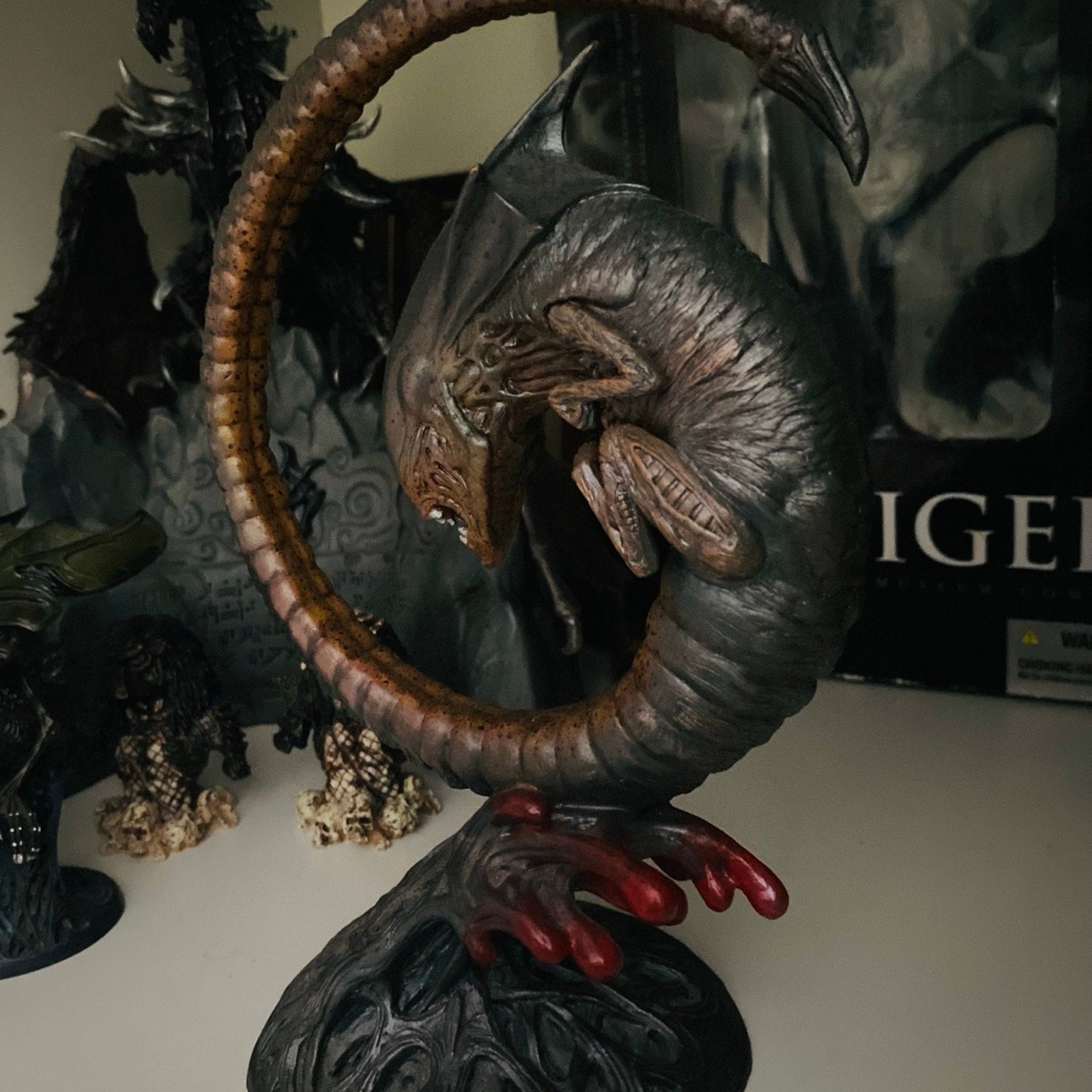 Alien 3 Queen Chestbuster Polystone Statue