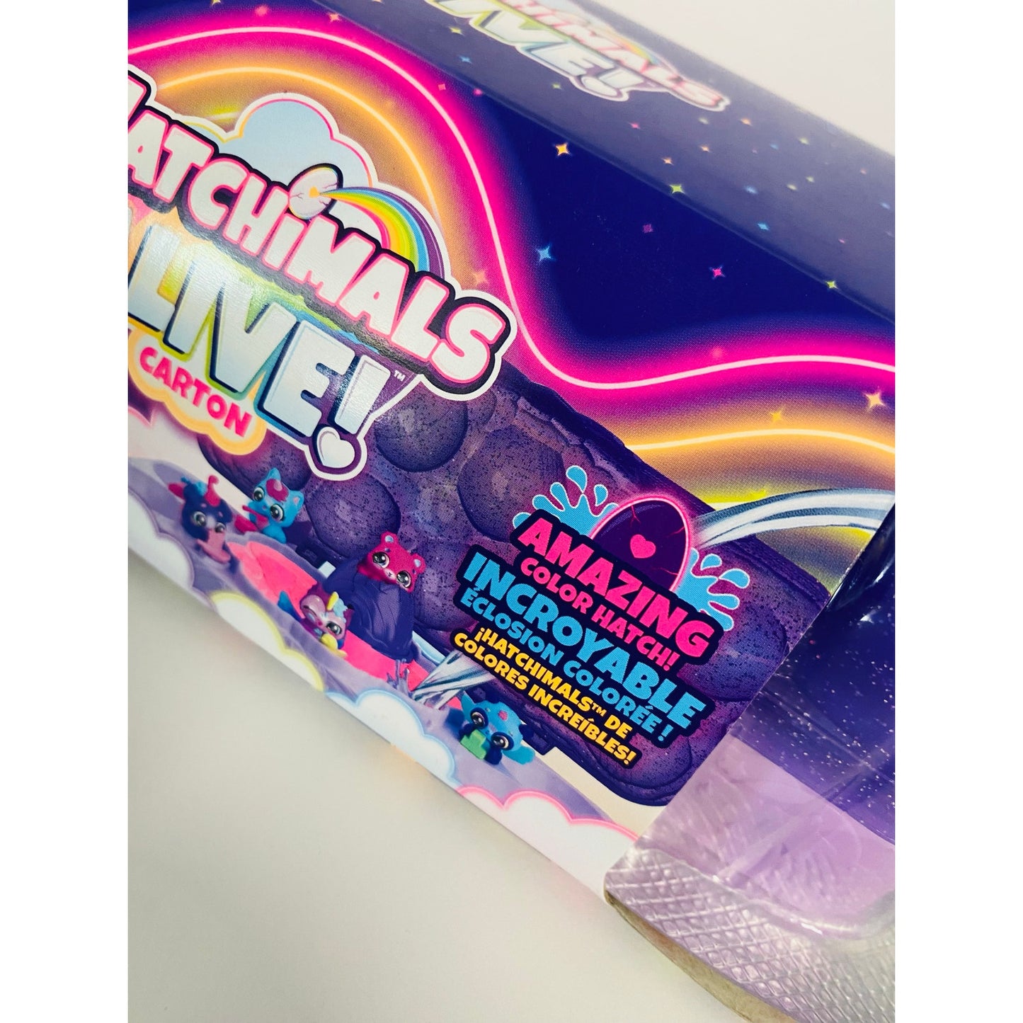 Hatchimals Alive! Neon Rainbow Mystery Figure Carton