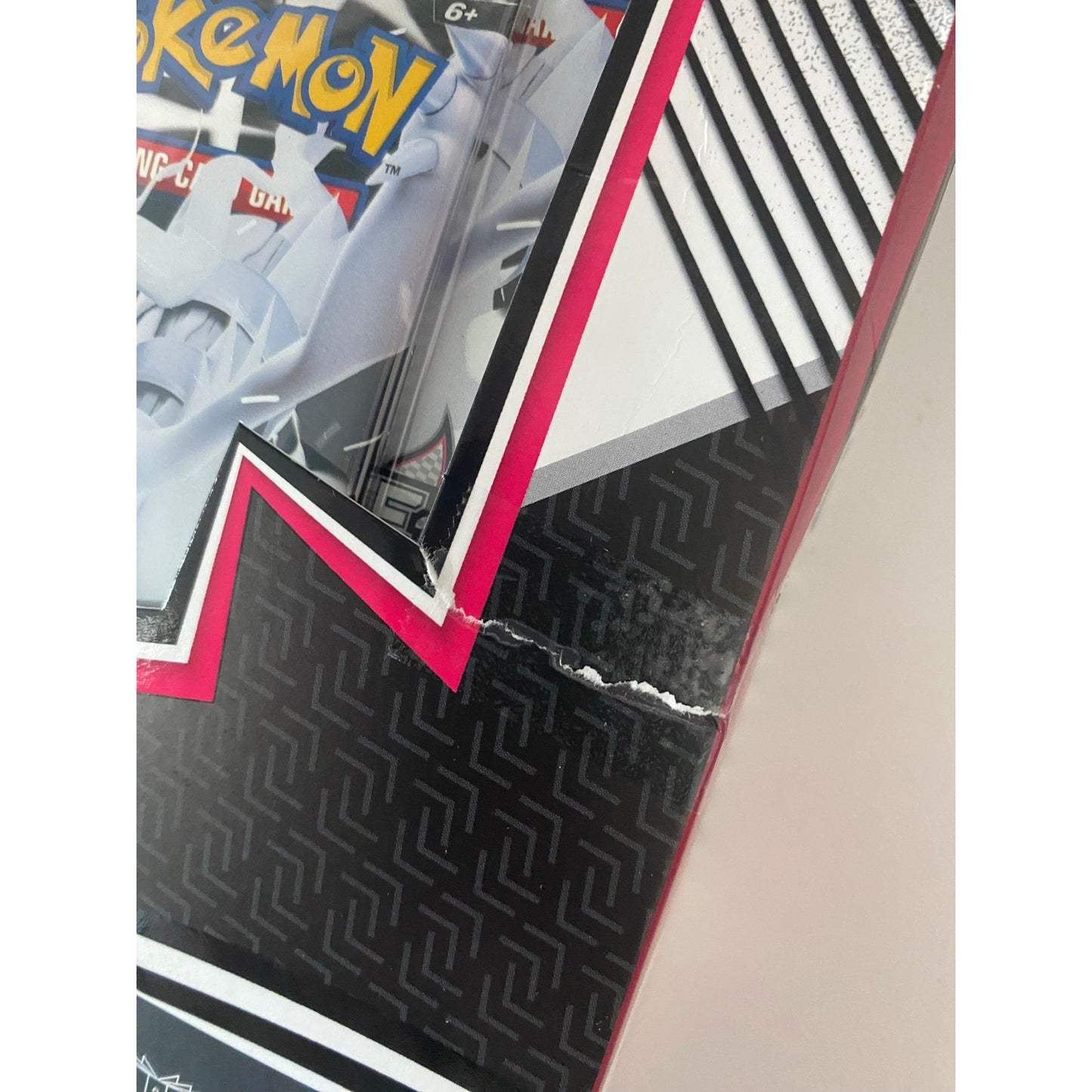 Pokemon TCG: Scarlet & Violet White Flare Binder Collection