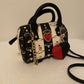 Minibolso con forma de corazón de Betsey Johnson