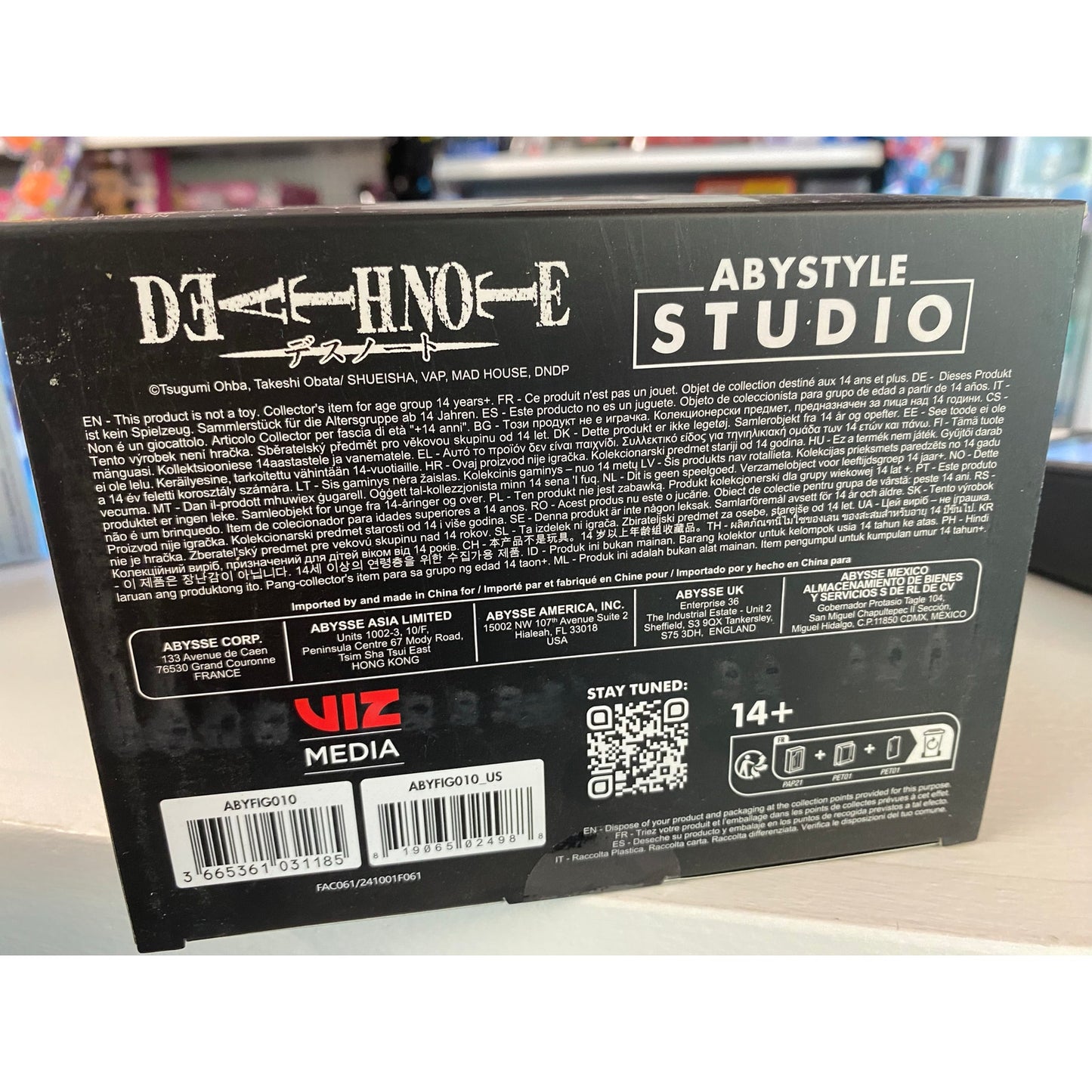 Death Note L Figure