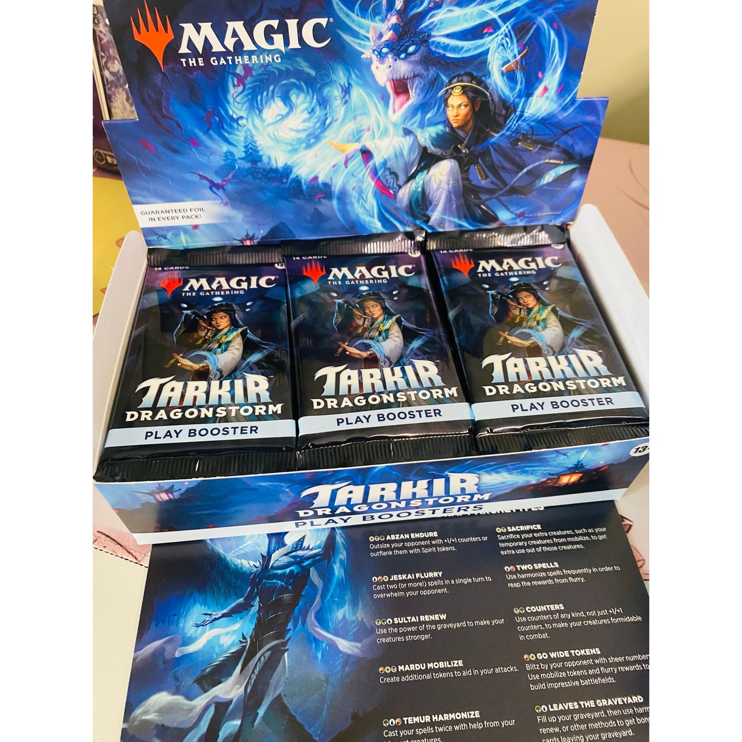 Magic: The Gathering Tarkir: Dragonstorm Play Booster (English)