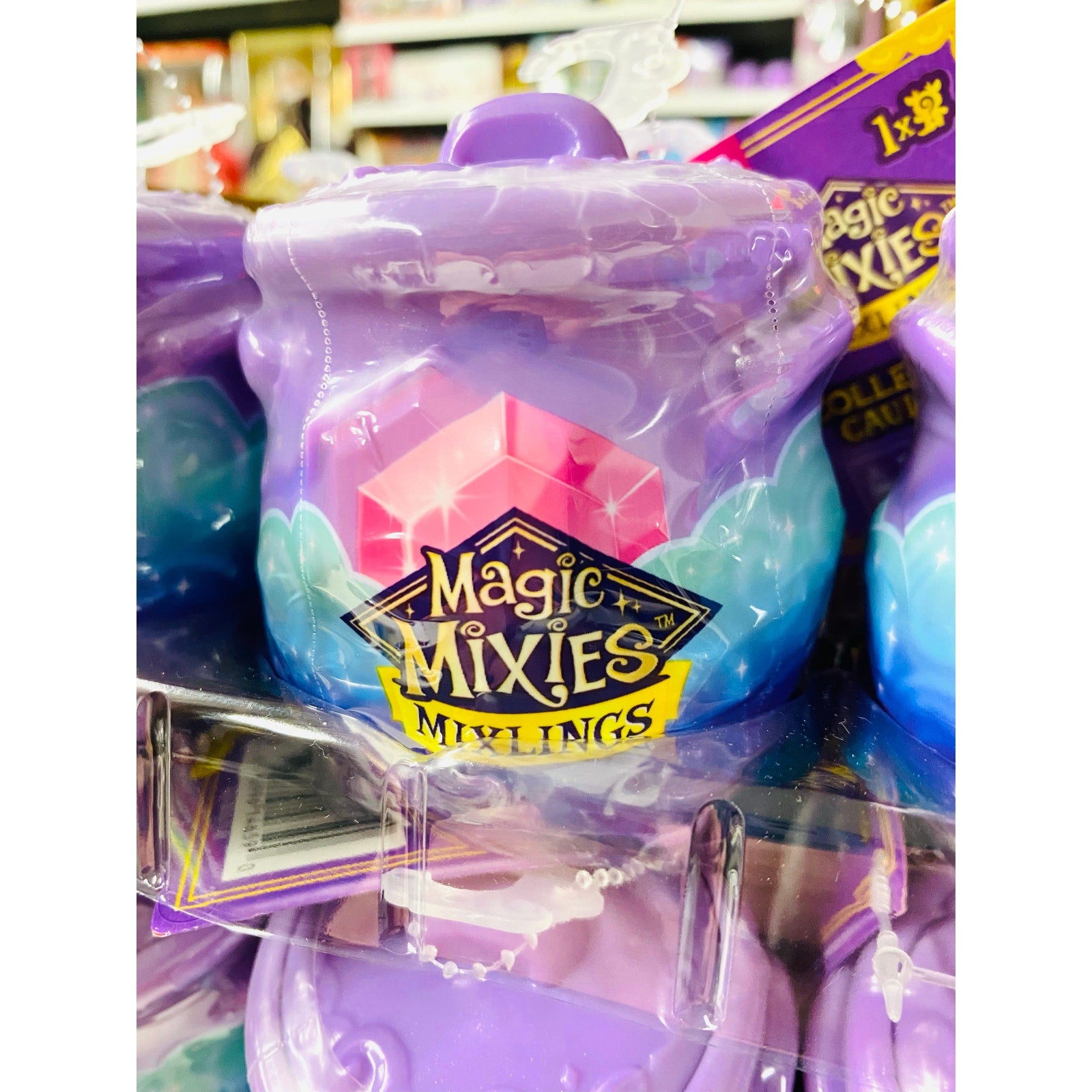 Magic Mixies Mixlings Collector's Cauldron