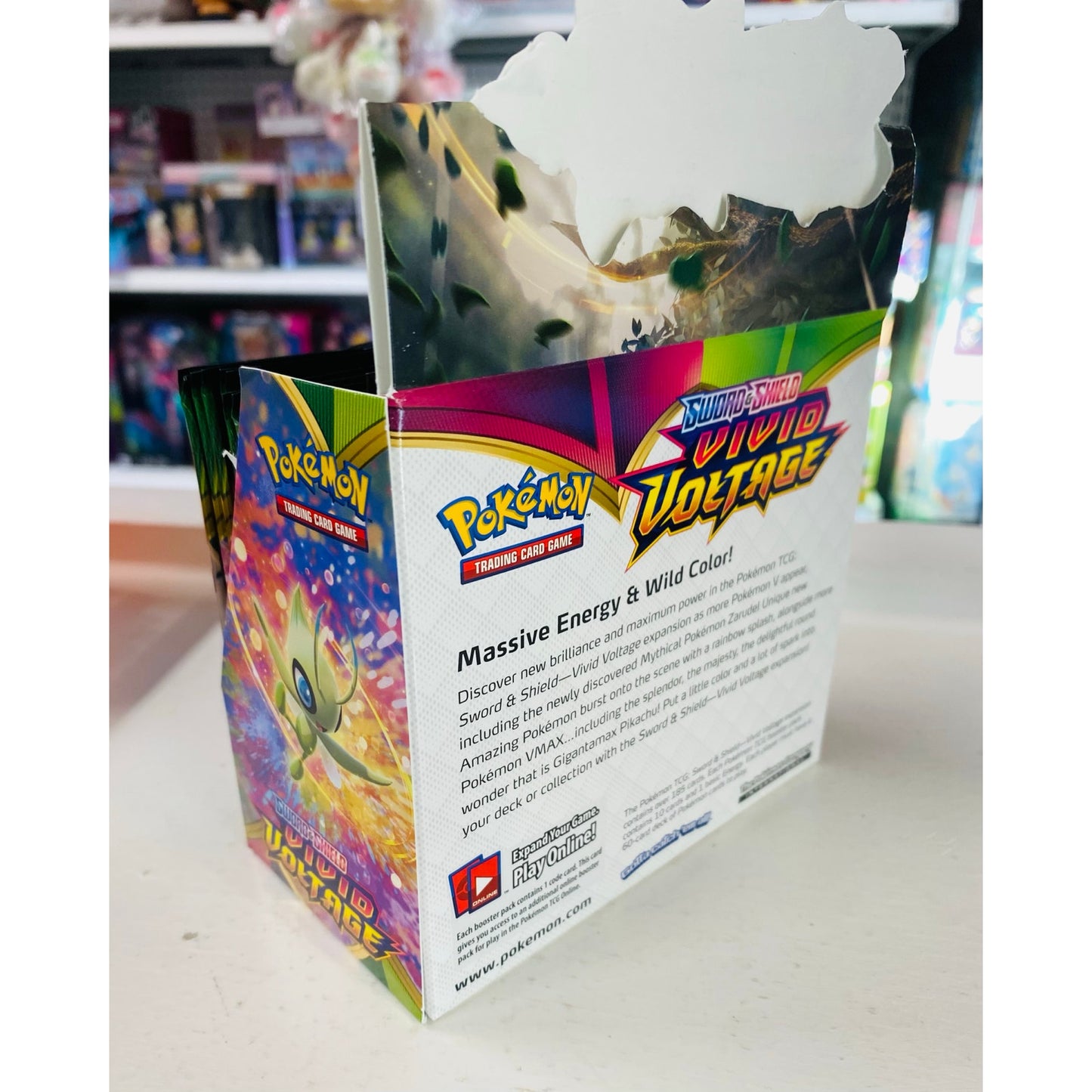 Pokemon TCG Sword &Shield: Vivid Voltage Booster Pack