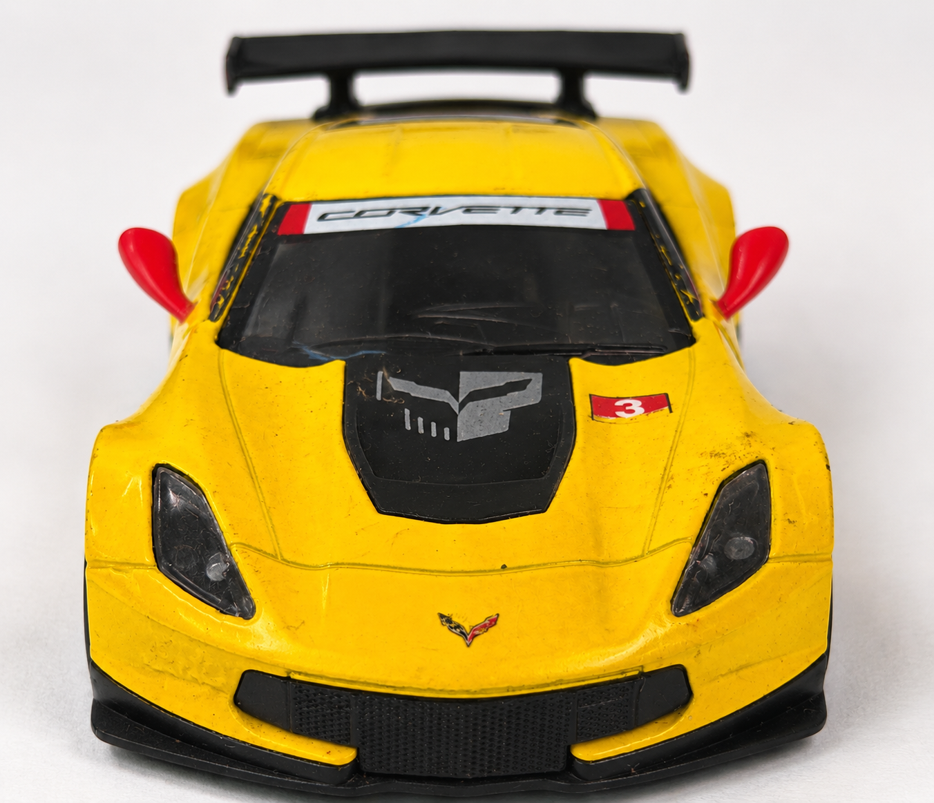 Kinsmart 2016 Chevrolet Corvette C7.R #3 Yellow Diecast Race Car Opening Doors